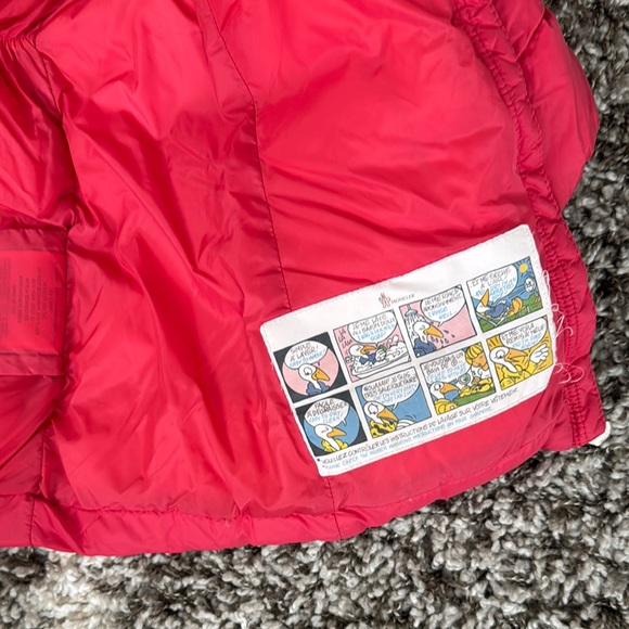 Girls in a very good condition jacket 12-18 month girls with fur hood - Picture 3 of 5